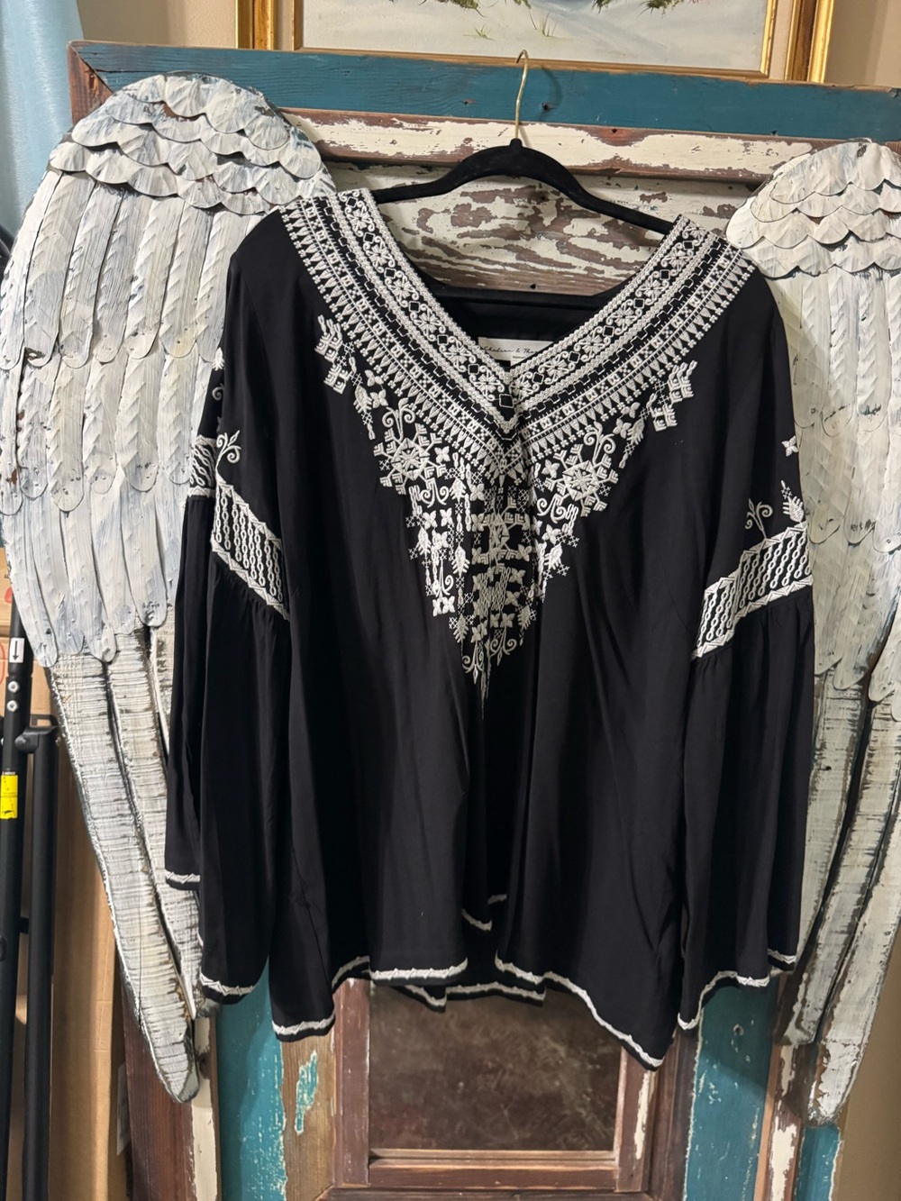 Chelsea & Theodore Black Embroidered V-Neck Peasant Top - White Stitching